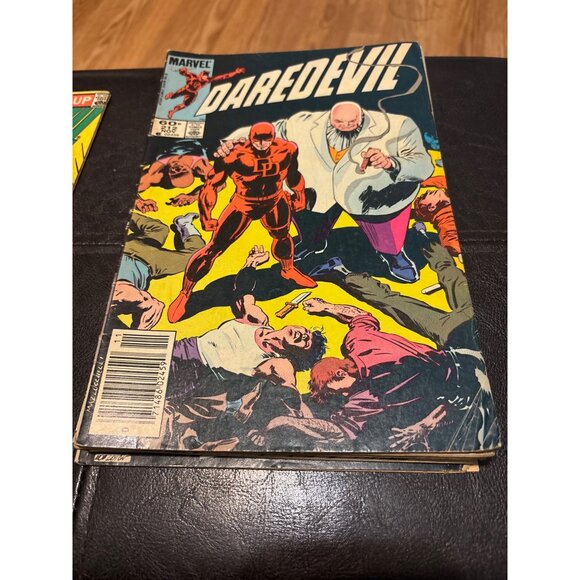 Marvel Daredevil Comic Book Lot of 8 #115,185,189,198,202,206,211,212 Vtg 1980s - Picture 7 of 9